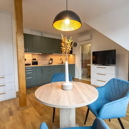 Apartment Spoon 2